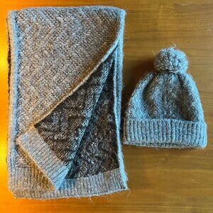 Steve Madden Hat and Scarf